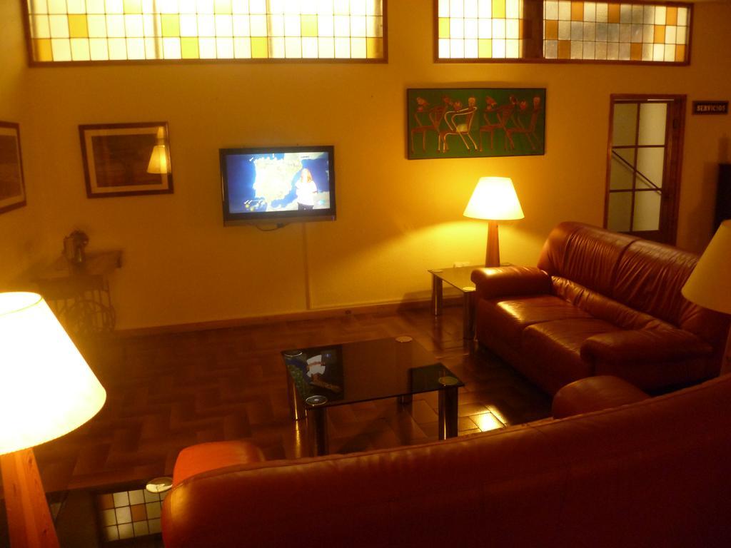 Hotel Pradas Jaca Exteriör bild